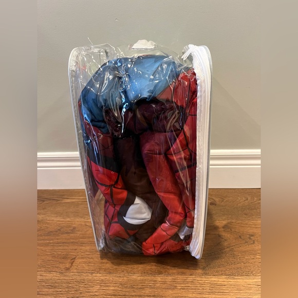 New Marvel Twin Comforter - Picture 4 of 5